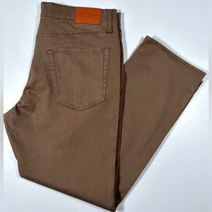 Lucky Brand 223 Straight Jean